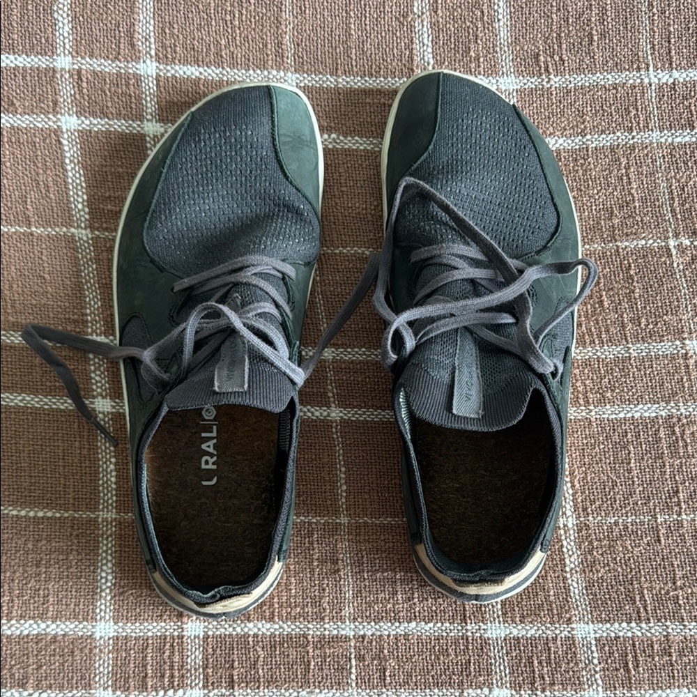 Vivo Barefoot Sneakers